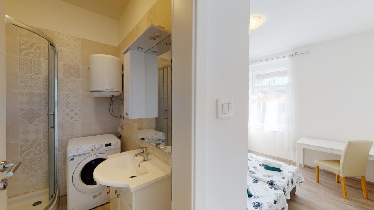 Mima Apartments Rijeka Luaran gambar